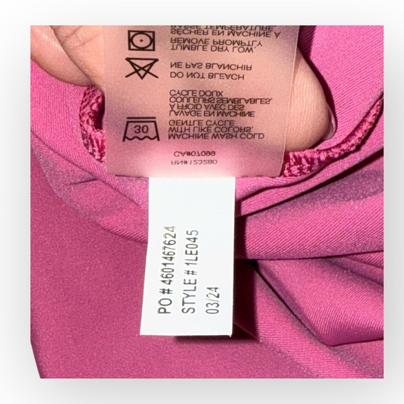 TRAVIS MATHEW MOVEKNIT TIE SKORT XXL - Red Violet (Pink) - Picture 13 of 13